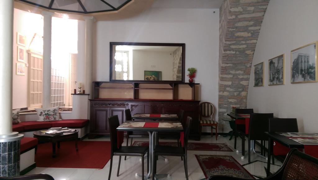 B&B Porta Di Mare กาตันซาโร ภายนอก รูปภาพ